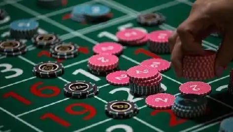 antarmuka mobile promosi ole777 dengan pilihan metode pembayaran DANA, OVO, GoPay, QRIS